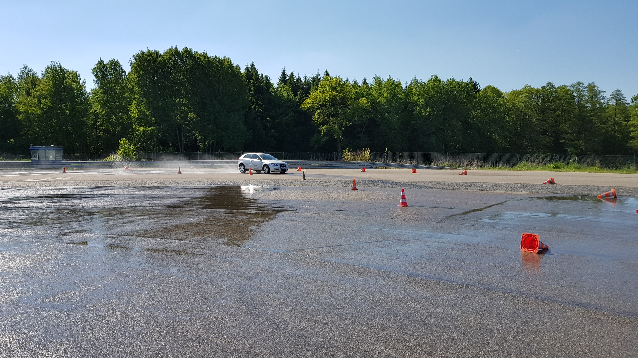 Fahrsicherheitstraining München Audi.jpg